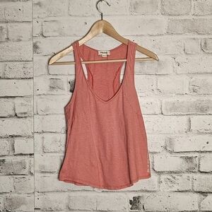 Vibrant Pink Tank Top with Breathable Fabric and Relaxed Fit